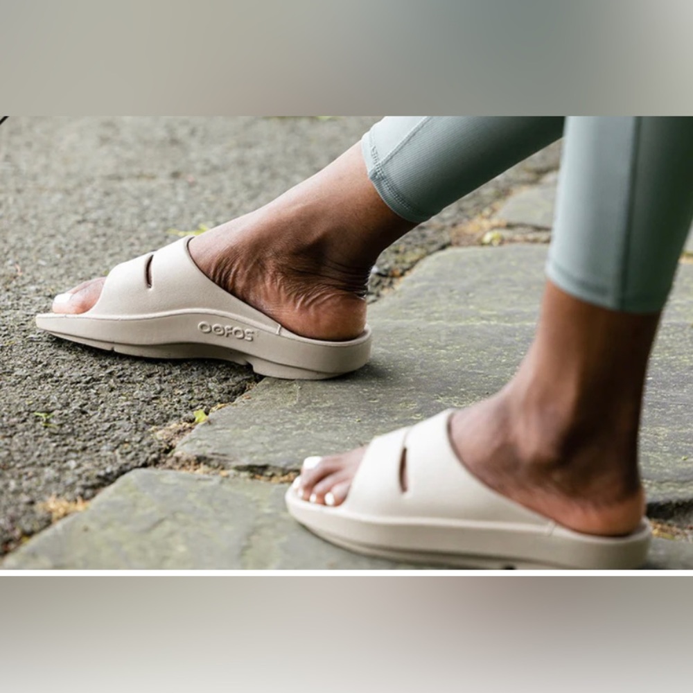 Oofos WOMEN'S OOAHH SLIDE SANDAL - NOMAD